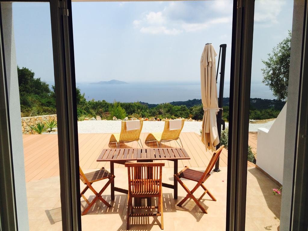 The Infinity 180 Luxury Suites Milia Exterior foto
